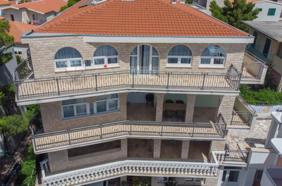 Villa Kameni dvori