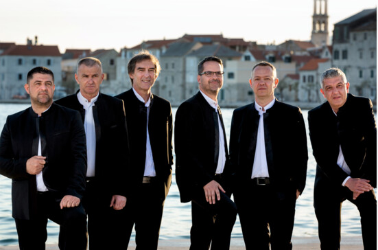 Concert in Promajna - klapa Cambi 
